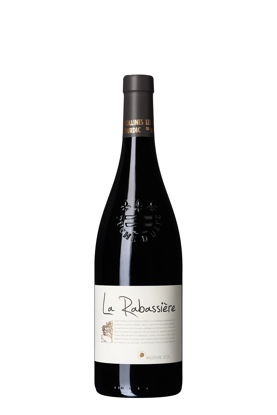 Photographie packshot d'une bouteille de vin rouge sur fond blanc - Photographe bouteille - Photographe bouteille vin - photographe packshot boissons - Aurore Aivrest